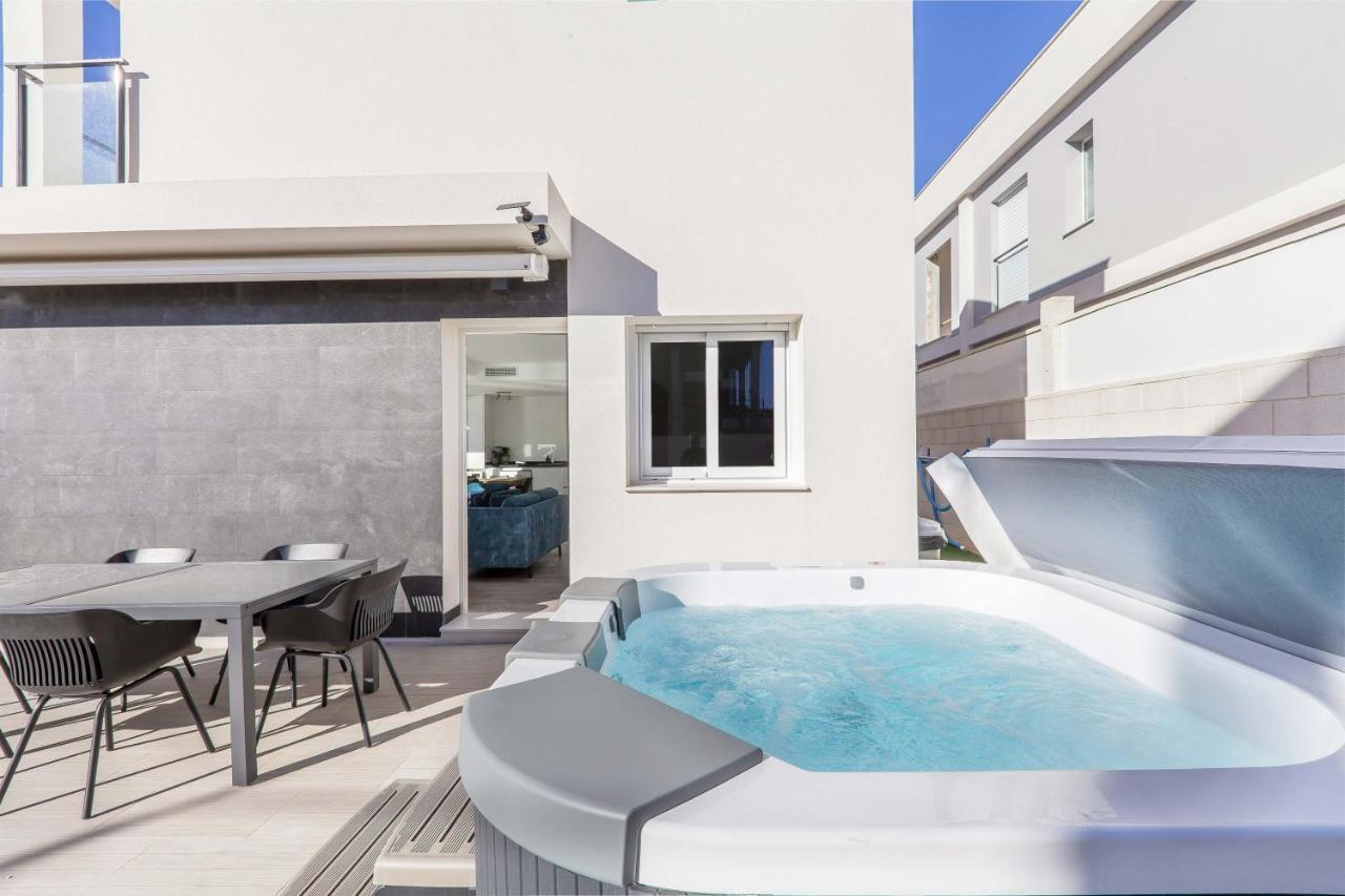 Casa Bos Dolpfin Wellness Luxury Entire Villa Pool & Jacuzzi Gran Alacant Near Beach Puerto Marino Экстерьер фото